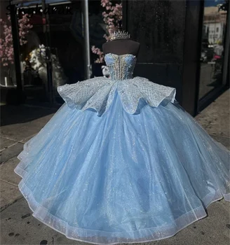 Блестящи Небето сини Буйни рокли принцеса 2024 г. Апликации във формата на сърце Кристали, Кристали Бална рокля С пайети Сладко 15-то рокля